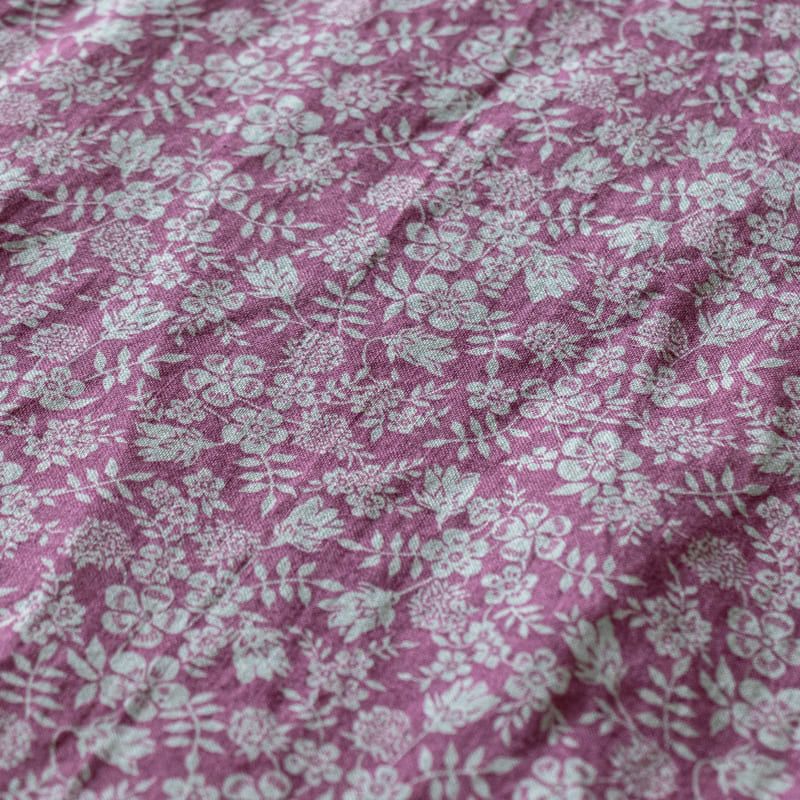 リネンの風合いが伝わる リバティプリント エディナム・シャドウのアップ画像