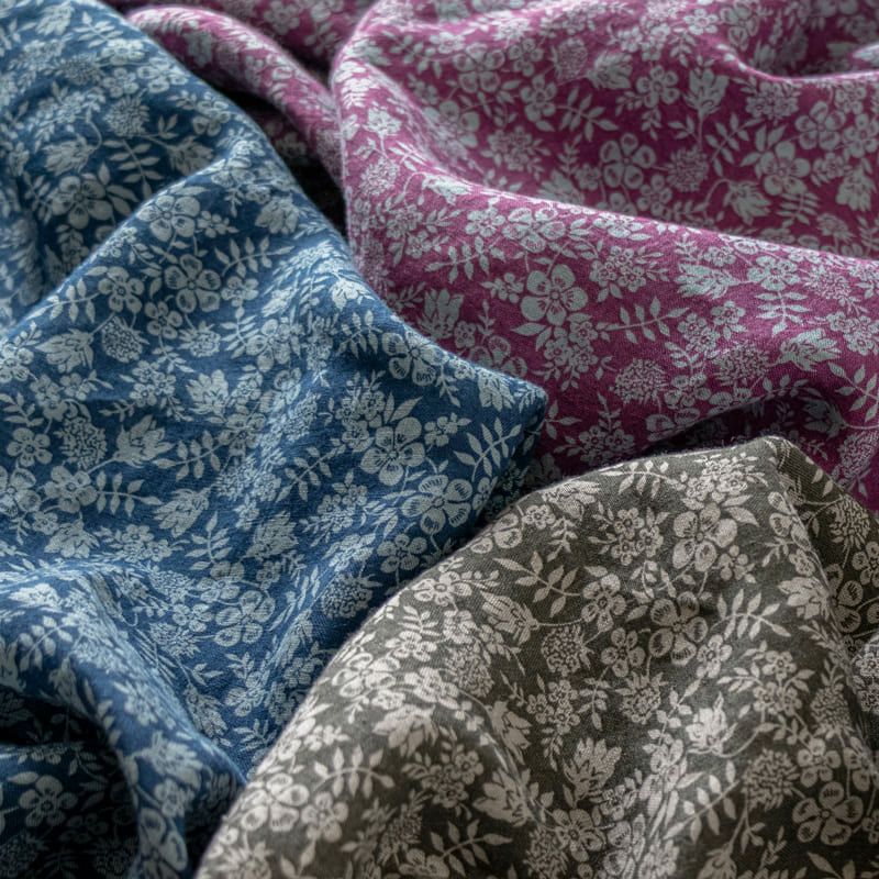 エディナム・シャドウ 全体柄 リバティプリント リネン生地